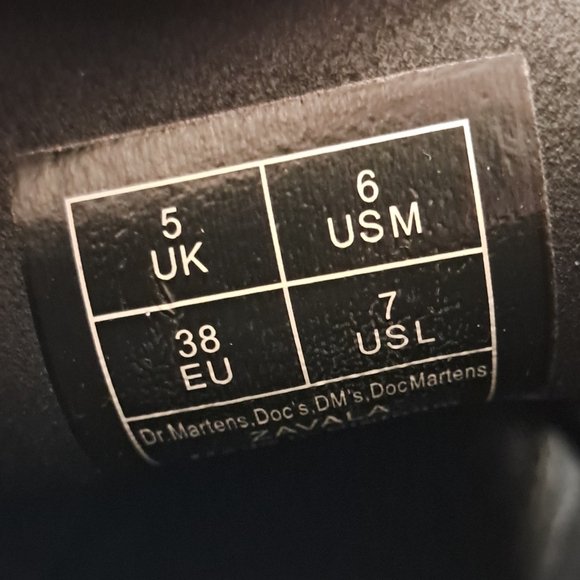 Unisex Patent Leather Dr. Martens - Picture 8 of 8